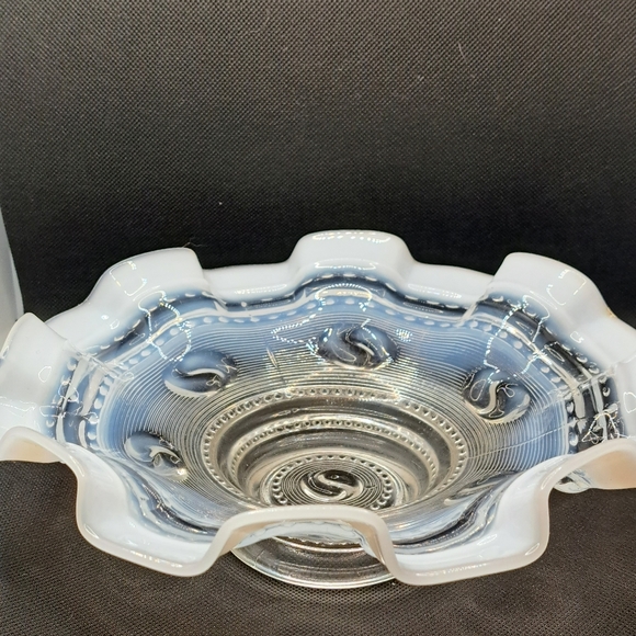 ANTIQUE JEFFERSON "ASTRO" OPALESCENT FOOTED BOWL RUFFLED EDGE CLEAR & WHITE - Picture 6 of 7